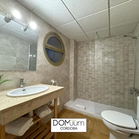 Domuum Holidays - Cordoba * Salou