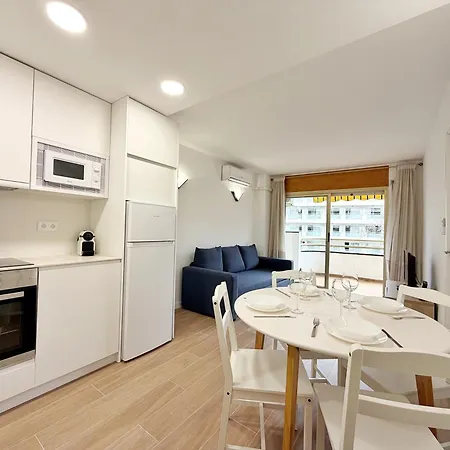 Domuum Holidays - Cordoba Apartmán *