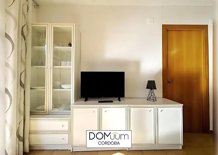 Domuum Holidays - Cordoba * Salou