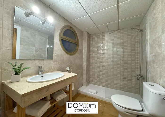 Domuum Holidays - Cordoba * Salou